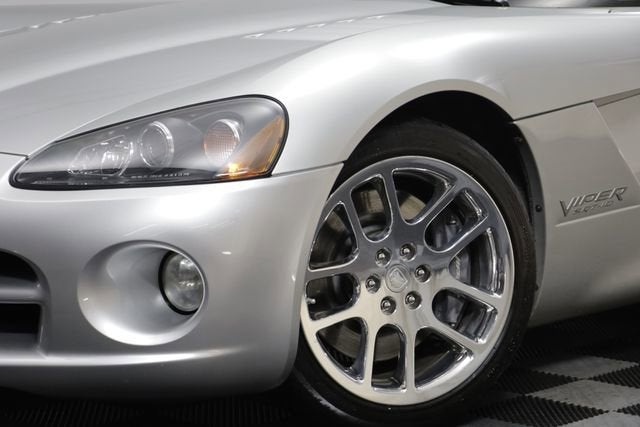 2003 Dodge Viper SRT-10