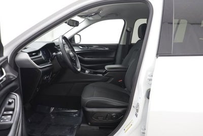 2021 Jeep Grand Cherokee L Laredo 4x4