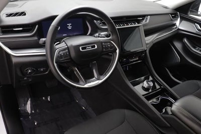 2021 Jeep Grand Cherokee L Laredo 4x4