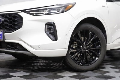 2023 Ford Escape ST-Line Elite