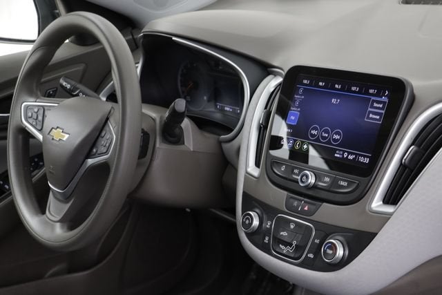 2022 Chevrolet Malibu LS