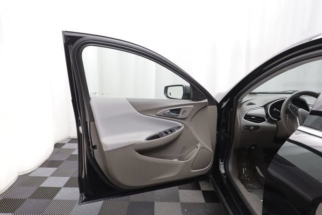 2022 Chevrolet Malibu LS