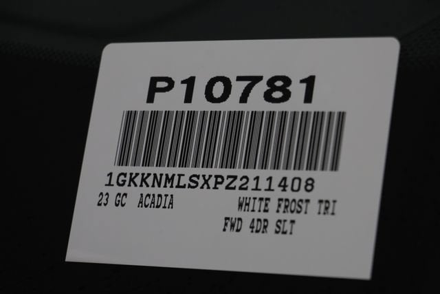 2023 GMC Acadia SLT