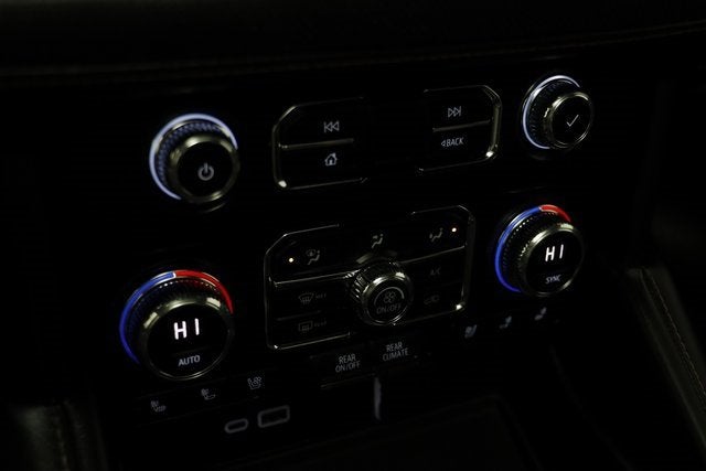 2023 GMC Yukon XL AT4