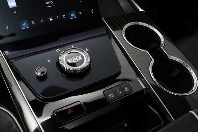 2026 Cadillac Escalade Luxury - Photo 14