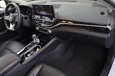 2023 Nissan Altima SR FWD