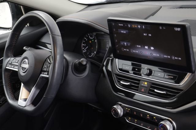 2023 Nissan Altima SR FWD