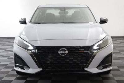 2023 Nissan Altima SR FWD