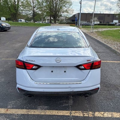 2023 Nissan Altima SR FWD