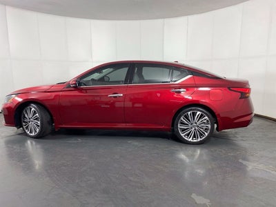 2023 Nissan Altima SL FWD
