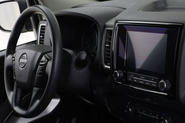 2022 Nissan Frontier Crew Cab SV 4x2