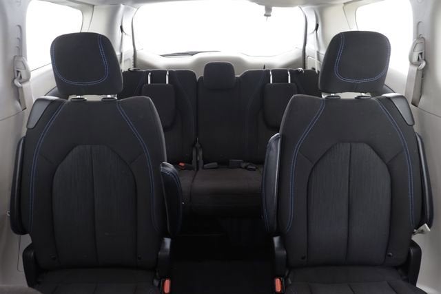 2021 Chrysler Pacifica Touring