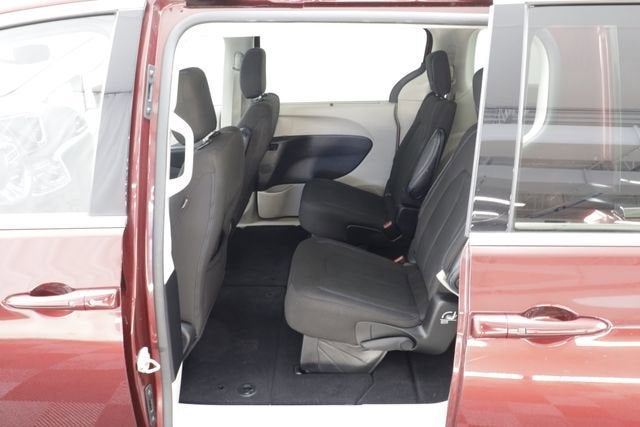 2021 Chrysler Pacifica Touring