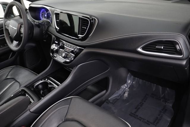 2023 Chrysler Pacifica Limited AWD