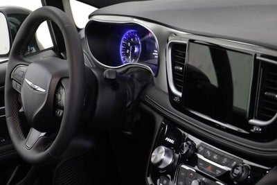 2023 Chrysler Pacifica Limited AWD