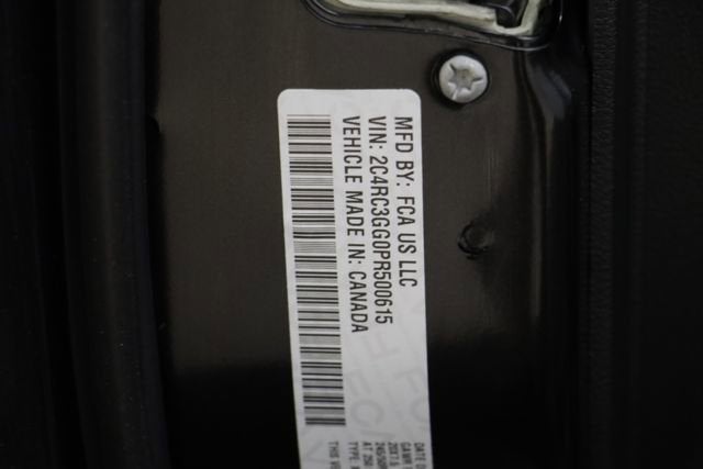 2023 Chrysler Pacifica Limited AWD