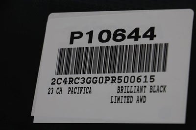 2023 Chrysler Pacifica Limited AWD
