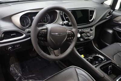 2023 Chrysler Pacifica Limited AWD