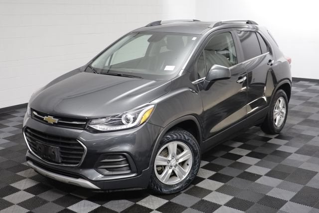 Used 2017 Chevrolet Trax LT with VIN 3GNCJLSB9HL185942 for sale in Naperville, IL