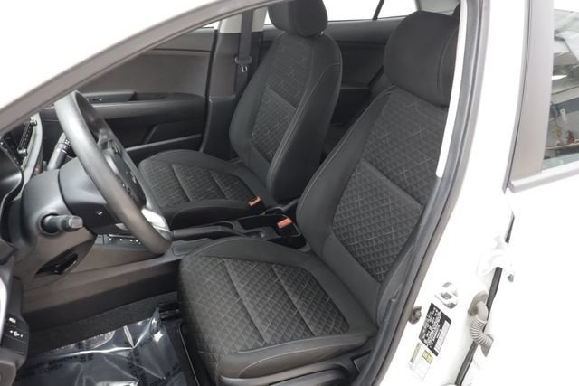 2023 Kia Rio LX