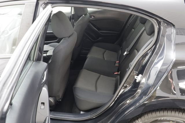 2017 Mazda Mazda3 Hatchback Base