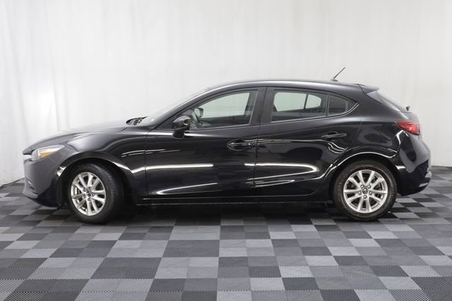 2017 Mazda Mazda3 Hatchback Base