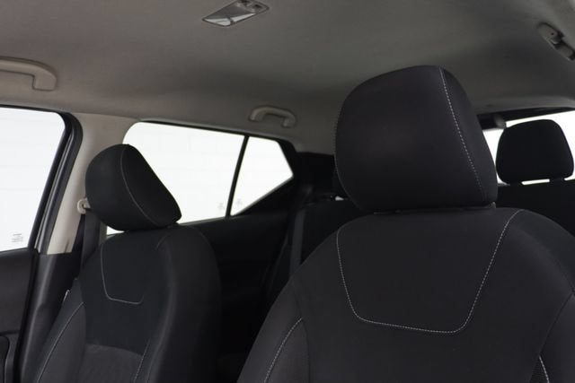 2023 Nissan Kicks SV Xtronic CVT