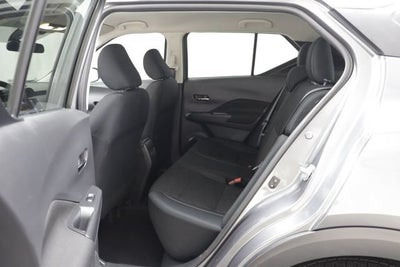 2023 Nissan Kicks SV Xtronic CVT