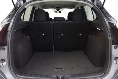 2023 Nissan Kicks SV Xtronic CVT