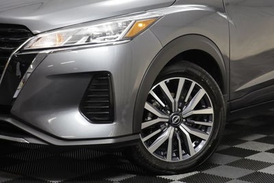 2023 Nissan Kicks SV Xtronic CVT