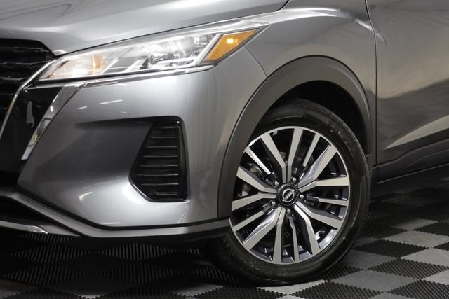2023 Nissan Kicks SV Xtronic CVT