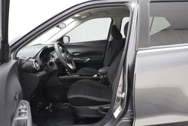 2023 Nissan Kicks SV Xtronic CVT