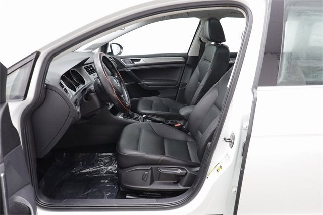 2016 Volkswagen Golf SportWagen TSI S