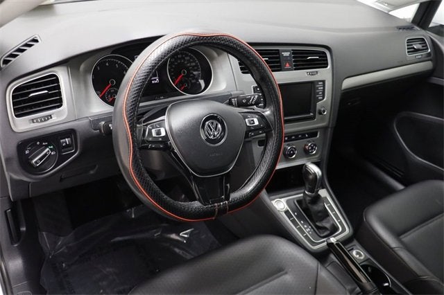 2016 Volkswagen Golf SportWagen TSI S