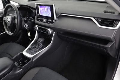 2023 Toyota RAV4 Hybrid LE