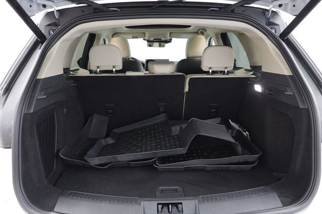 2025 Lincoln Corsair Base