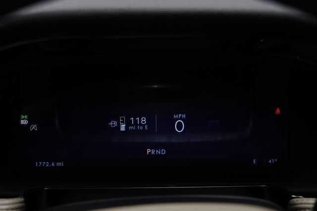 2025 Lincoln Corsair Base