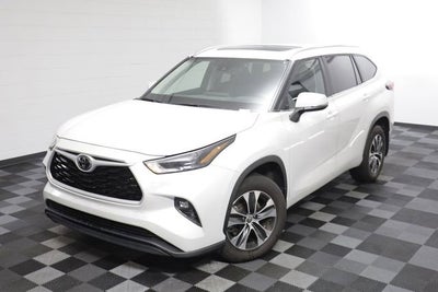 2025 Toyota Highlander XLE