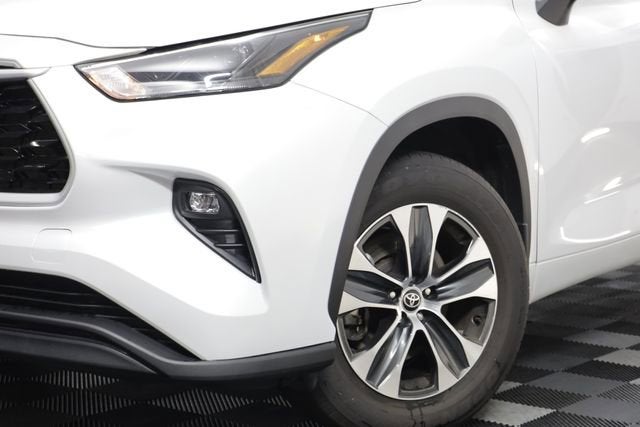 2025 Toyota Highlander XLE