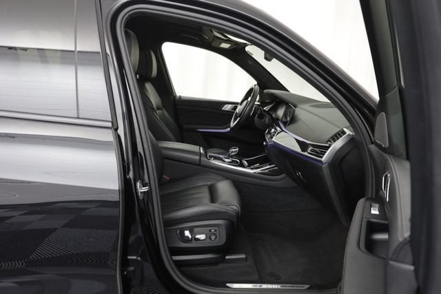 2020 BMW X7 M50i