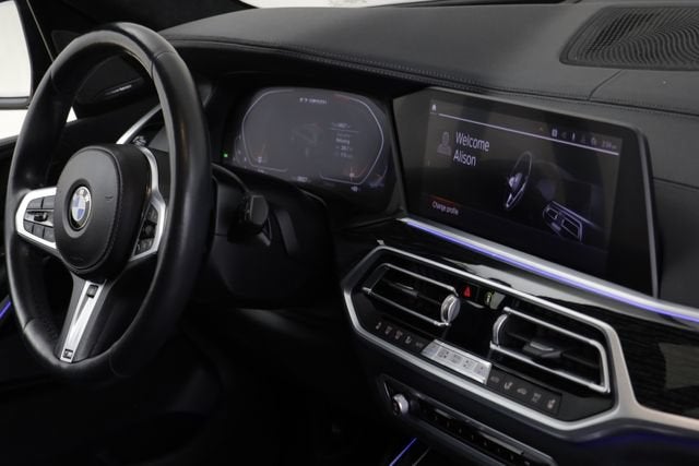 2020 BMW X7 M50i