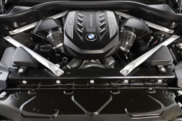 2020 BMW X7 M50i