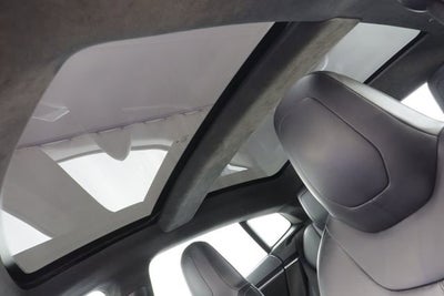 2015 Tesla Model S 85D