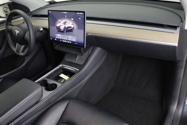 2024 Tesla Model Y Performance