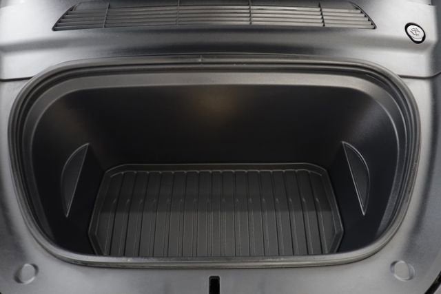 2024 Tesla Model Y Performance