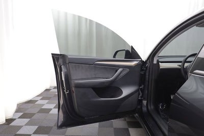 2024 Tesla Model Y Performance