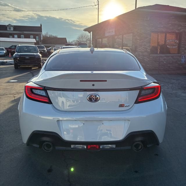 2025 Toyota GR86 Premium