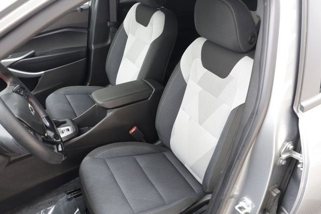 2025 Chevrolet Trax RS - Photo 13