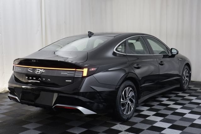 2026 Hyundai Sonata Hybrid Blue